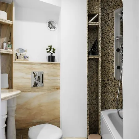 Апартаменты Views From Cozy 1-bedroom Flat By Flat Mаnager *