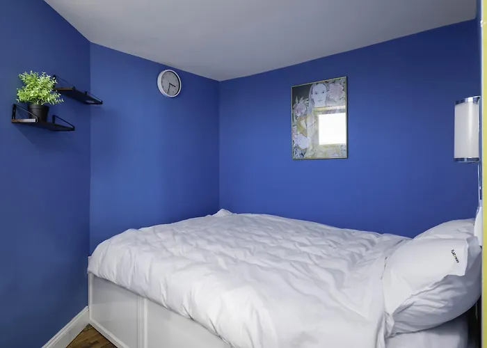 Апартаменты Views From Cozy 1-bedroom Flat By Flat Mаnager *